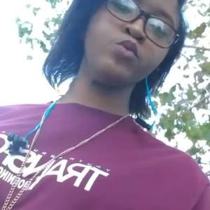 Meet your Posher, Mari